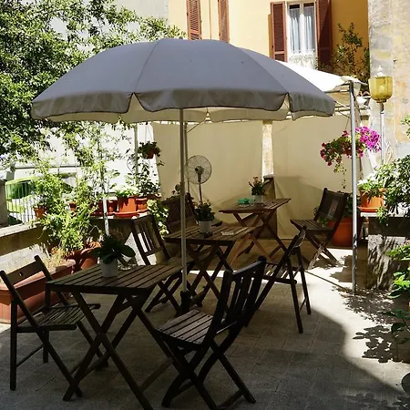 فندق مبيت وإفطار Giardino Del Corso *