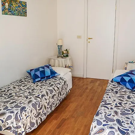 Giardino Del Corso فندق مبيت وإفطار *