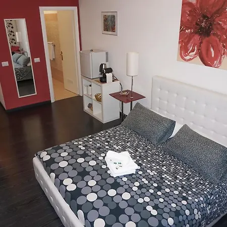 فندق مبيت وإفطار Giardino Del Corso